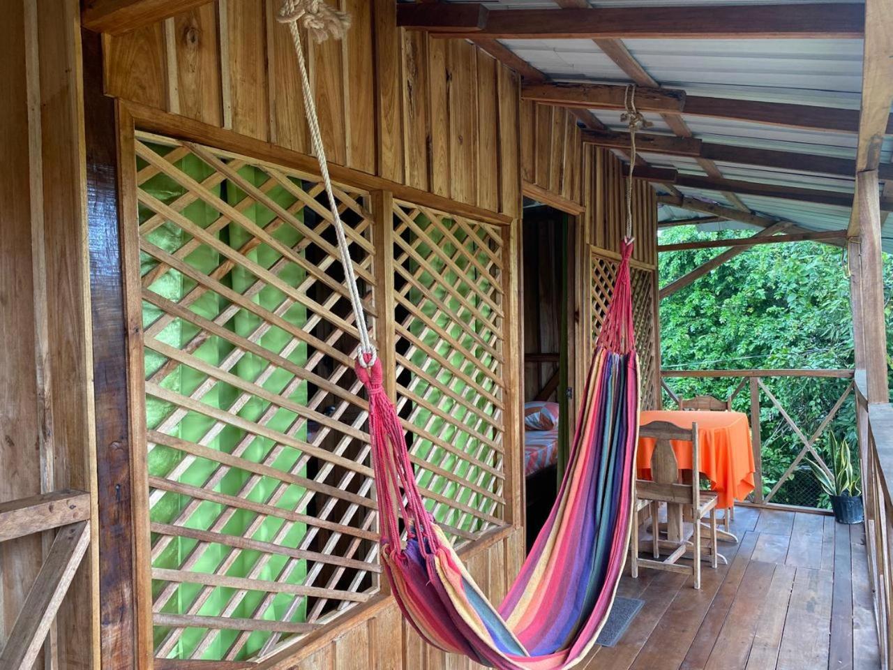 Hotel Cahuita Exteriör bild
